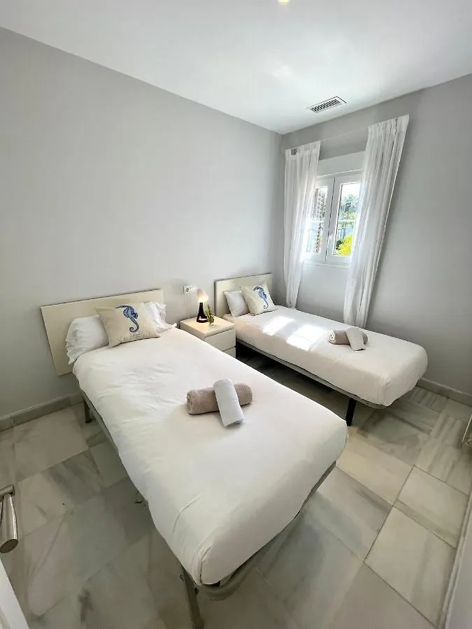 Gatu Premium Villa Mar De Arabia Solo Mayores De 25 Anos El Puerto de Santa Maria Holiday home